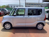 カープレシャスではご納車後もお客様に安心しておクルマにお乗り頂くため、【2か月又は2,000km】の保証をお付けしております!当社は保証金額をお支払い総額に含ませていただいております!