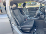 ドライバーによって運転しやすいポジションは異なり、あの車はどうなのか不安なこともありますよね。気になるお車は店頭で乗り込んでご確認いただけます♪