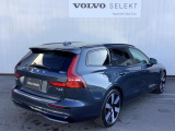 V60 ウルトラ T6 AWD プラグインハイブリッド 4WD