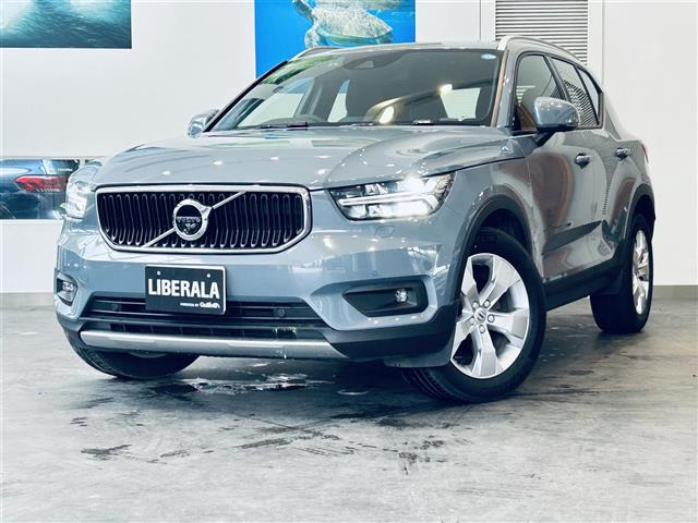 XC40 B4 モメンタム ワンオーナー 修復歴無し