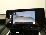バックガイドモニターで、後方を確認しながら安心して駐車することができます。運転初心者も熟練者も必須の機能ですよ!