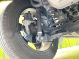 お車を安心してお乗りいただく為には、足回りの定期点検が欠かせません。サービスサポート(有償保証)では無料点検もご提供しており、安心のカーライフをお過ごしいただけるサポート体制が整っています。