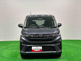 横開きバックドアの採用に始まり進化を続けてきたダイハツベーシックカーが両側スライドドアを身にまといました。新型ムーヴが入荷致しました。