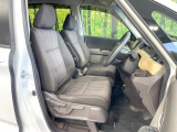 運転席シート廻りは使用感も少なく、良好な状態となっています。丁寧に使われていたことがよくわかりますね。