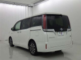 荷物をたっぷり載せて広々ドライビング♪夏でも冬でも、アウトドアやショッピングを思い切り楽しみましょう!