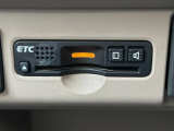 【ETC】高速道路の料金所をストレスなく通過!話題のスポットやサービスエリアに多い「スマートIC」利用時は必須のアイテムです。当店でセットアップを実施、ご納車当日からすぐにご利用いただけます!