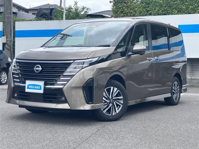 セレナ1.4 e-4ORCE ハイウェイスターV 4WD