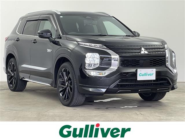 アウトランダー PHEV 2.4 ブラック エディション 4WD 4WD サンルーフ