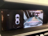 サラウンドビューモニターで車両周辺の確認をアシストします。