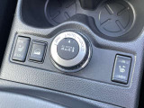 運転席、助手席にはシートヒーターが装備されております。