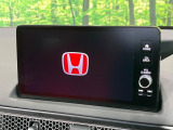 【純正9型ナビ】人気の純正9インチナビを装備しております。ナビの使いやすさはもちろん、オーディオ機能も充実!キャンプや旅行はもちろん、通勤や買い物など普段のドライブも楽しくなるはず♪