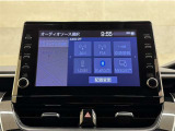 ディスプレイオーディオを装備。スマホと車をつなぐことで、これまでのナビに加えていろんなサービスが楽しめます。