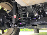 お車を安心してお乗りいただく為には、足回りの定期点検が欠かせません。サービスサポート(有償保証)では無料点検もご提供しており、安心のカーライフをお過ごしいただけるサポート体制が整っています。