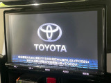 【純正9型ナビ】人気の純正ナビを装備しております。ナビの使いやすさはもちろん、オーディオ機能も充実!キャンプや旅行はもちろん、通勤や買い物など普段のドライブも楽しくなるはず♪