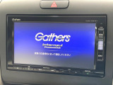 【純正ナビ】人気の純正ナビを装備。オーディオ機能も充実しており、Bluetooth接続すればお持ちのスマホやMP3プレイヤーの音楽を再生可能!毎日の運転がさらに楽しくなります!!
