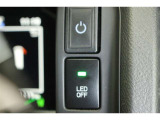 フロントLEDスイッチ。