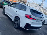 ご納車前には、BMWを熟知したメカニックによる100項目の点検・整備を行います。不具合箇所、交換時期に達している部品に関しましては、全て当社負担で交換してからのご納車となります。