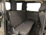 後席スペースもしっかり確保!乗員が増えた時など、もしものときもしっかり対応してくれます!