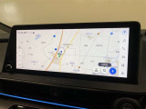 【12.3インチディスプレイオーディオ】各種オーディオ機能とスマホ連携機能を搭載。コネクティッドナビ対応。車載ナビ機能も搭載。機能の詳細につきましては、展示店舗までお尋ねください。