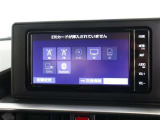 AM/FM・フルセグTV視聴・CD・DVD/SD再生機能付き、シンプルな操作で様々なオーディオを楽しめます
