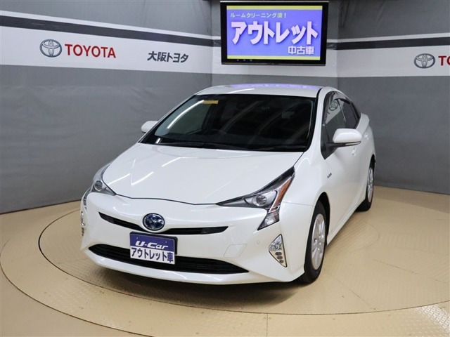トヨタ プリウス 