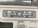 【シートヒーター&ベンチレーション】夏場は涼しい風でお尻や背中の熱やムレを防ぎ、冬はエアコンよりも早く温まってポカポカに!季節を問わず快適に過ごせます。