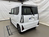 走りにこだわりながら収納力も持ち合わせたお車です。