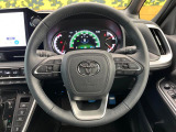 【純正革巻きステアリング】上質な革を使用することで、手にしっかり馴染みとても運転しやすいハンドルです♪