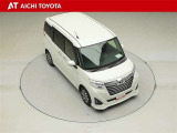 両側パワースライドドア付きだから、狭い駐車スペースなどでの乗り降りラクラク♪小さなお子さまのいるご家庭には嬉しい装備です。