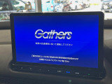 【メーカー10型純正ナビ】インテリアに溶け込むスタイリッシュな「専用設計」メーカーナビを装備♪視認性や操作性など基本性能にも優れ、より上質なカーライフをお楽しみいただけます。