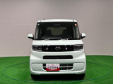 【当社専門スタッフがキレイにしてます】ダイハツ広島では展示前に当社中古車センターにてクリーニング!店舗でも定期的に洗車♪品質には自信があります!お気軽にご来店下さい