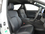 長時間の運転でも疲れにくいシートです。