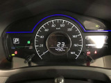 とっても見やすいメーターです。ドライブも楽しみになりますよ♪