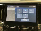 無線でBluetooth搭載機器を接続出来スマートフォンを接続して音楽を聴いたり、ハンズフリーで電話も可能です!イヤホンコードの煩わしさから解放、断線の可能性減少。快適な運転を提供します!