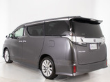 ★展示前点検実施★特殊な機材も用いて、全車点検を実施しております!