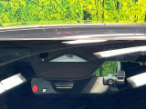 【i-ACTIVESENSE】走行中に前方の車両等を認識し、衝突しそうな時は警報とブレーキで衝突回避と被害軽減をアシスト。より安全にドライブをお楽しみいただけます。