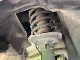 お車を安心してお乗りいただく為には、足回りの定期点検が欠かせません。サービスサポート(有償保証)では無料点検もご提供しており、安心のカーライフをお過ごしいただけるサポート体制が整っています。