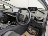 見通しのよいすっきりとした視界で、誰でも運転しやすいです。運転のしやすさは疲れにくさにも繋がりますよ♪