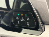 タッチコントロール。ライト機能やアシストシステムなどのスイッチを、指先で触れることによりスムーズに操作できます。