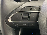 ステアリングスイッチ装備!運転しながら手元でオーディオの操作などができます。