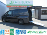 福祉車両専門店 トヨタ ウェルキャブ ヴォクシー ハイブリッド 車いす仕様車!お気軽にお問い合わせください!