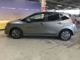 エンジンルーム、室内、クリーニング済みです。厳選したお車を屋内展示場にて展示中☆車両品質には自信がございます!ぜひ一度ご来店ください!!