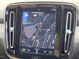 ●純正ナビ:一体感のあるナビは、高級感ある車内を演出してくれます。Bluetooth再生などオーディオ機能も充実しておりますので、運転もより楽しめます♪