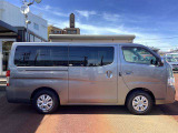 ご成約のおクルマ全て、エンジンオイルを交換してご納車させていただきます!また、点検時に消耗品の状態確認も行い必要に応じて新品交換させていただきます!