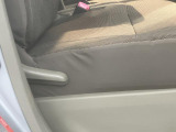 運転席シートしわ、へたりあります。