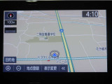 直感的に操作出来るナビゲーションを搭載。ルート案内が分かりやすく、運転中のストレスを軽減します。目的地までスムーズに導いてくれる、実用性の高い装備です。