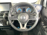 【ステアリングスイッチ】運転中、前方から目線をそらすことなく、オーディオ等の操作が可能な便利機能!安心&快適なドライブを演出してくれます♪