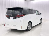 沢山乗れるのがこの車の魅力!2台で移動しないと・・・なんて時もこの車なら1台で!大活躍です♪