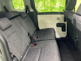 運転席側2列目シート
