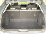 【パワーバックドア】スマートキーや運転席のボタンを押すだけでリアゲートが自動で開閉します!荷物を持っている時や、高い位置にあるバックドアを閉める際に便利な機能です♪